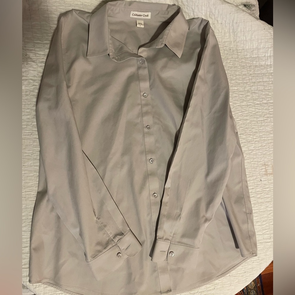 Women’s Coldwater Creek button down size large